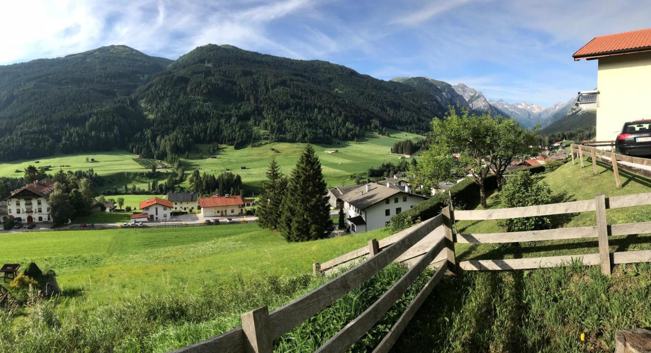 Haus Taelerblick Apartman Trins Kültér fotó